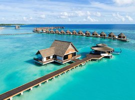 Mercure Maldives Kooddoo Resort 4*