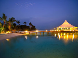 Safari Island Resort 4*