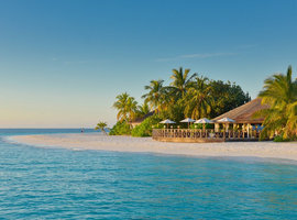 Angaga Island Resort & Spa 4*